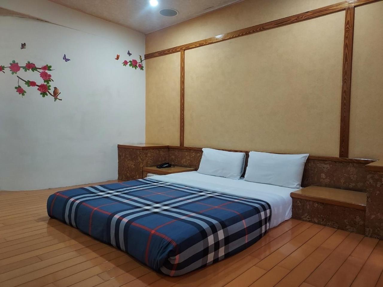Fu Men Hotel Pingtung Bilik gambar